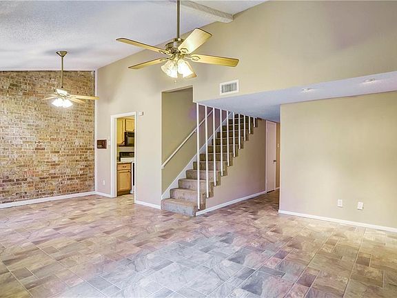 5th image of 1820 Greenspring Cir