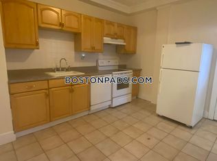 38 Bond St APT 3, Somerville, MA 02145