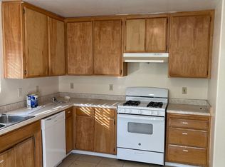 924 Kyner Ave, Bakersfield, CA 93307