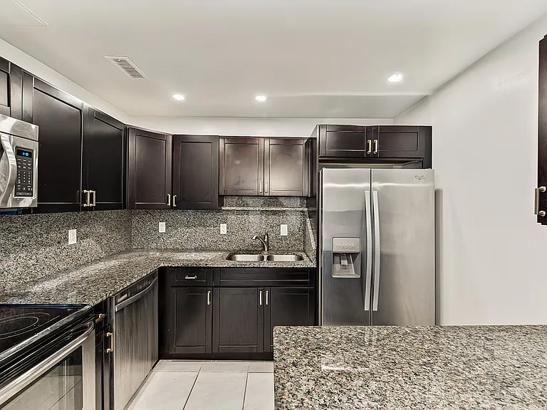6447 Bay Club Dr #1 — Photo 14