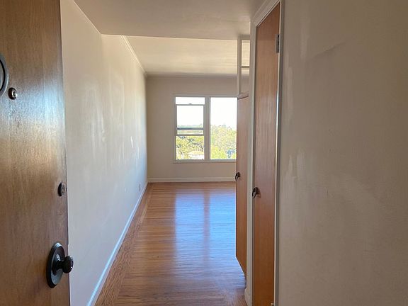 4th image of 312 Parnassus Ave APT 6