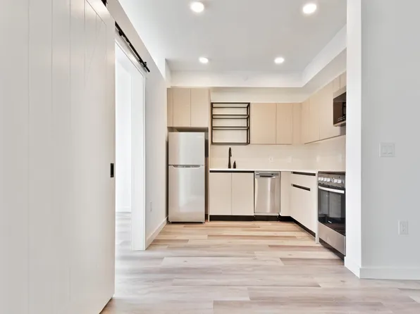 55 Jordan Avenue image 5 of 28