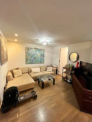 Rented by Point NYC | media 5