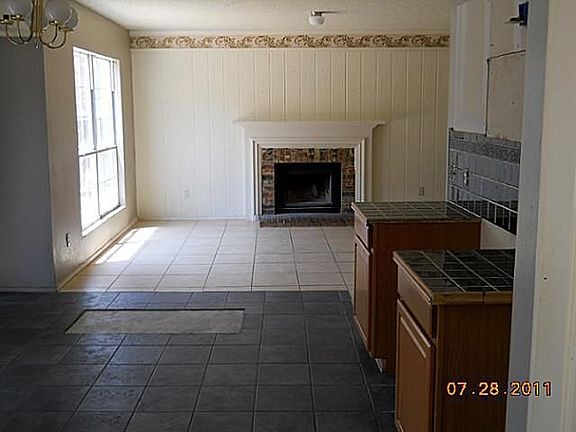 5th image of 2517 Creekwood Ln