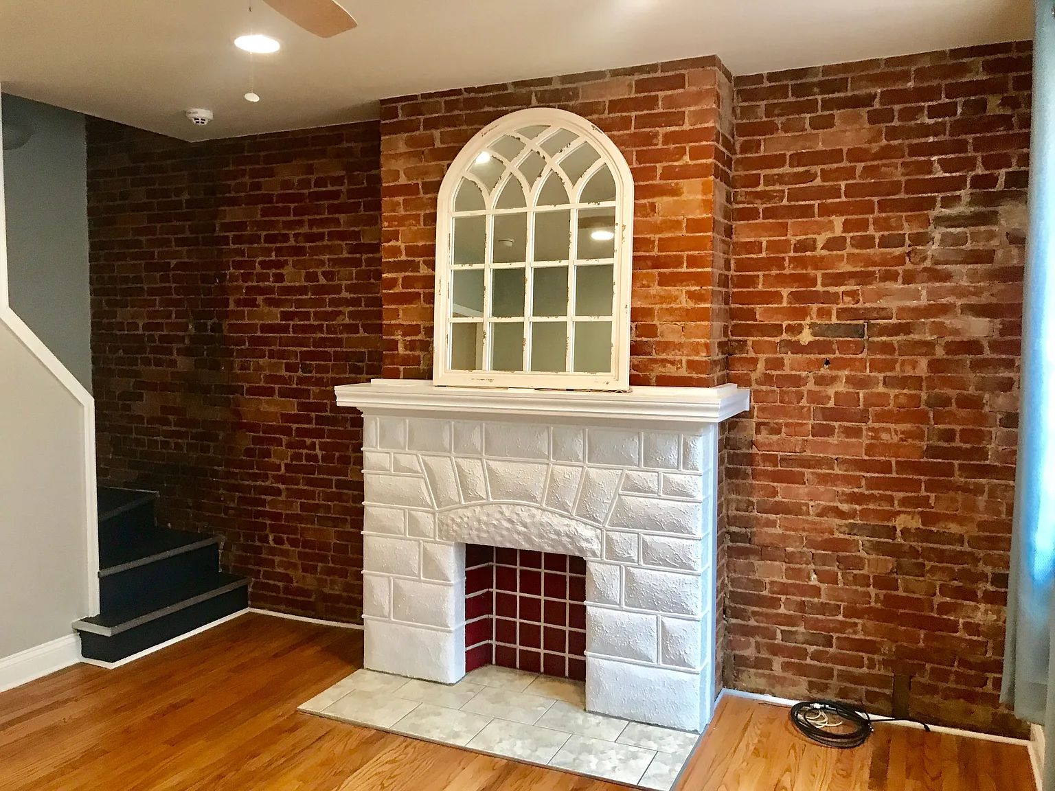 2 bed, 1.5 bath, 1000 sqft, $1,595 — Photo 3