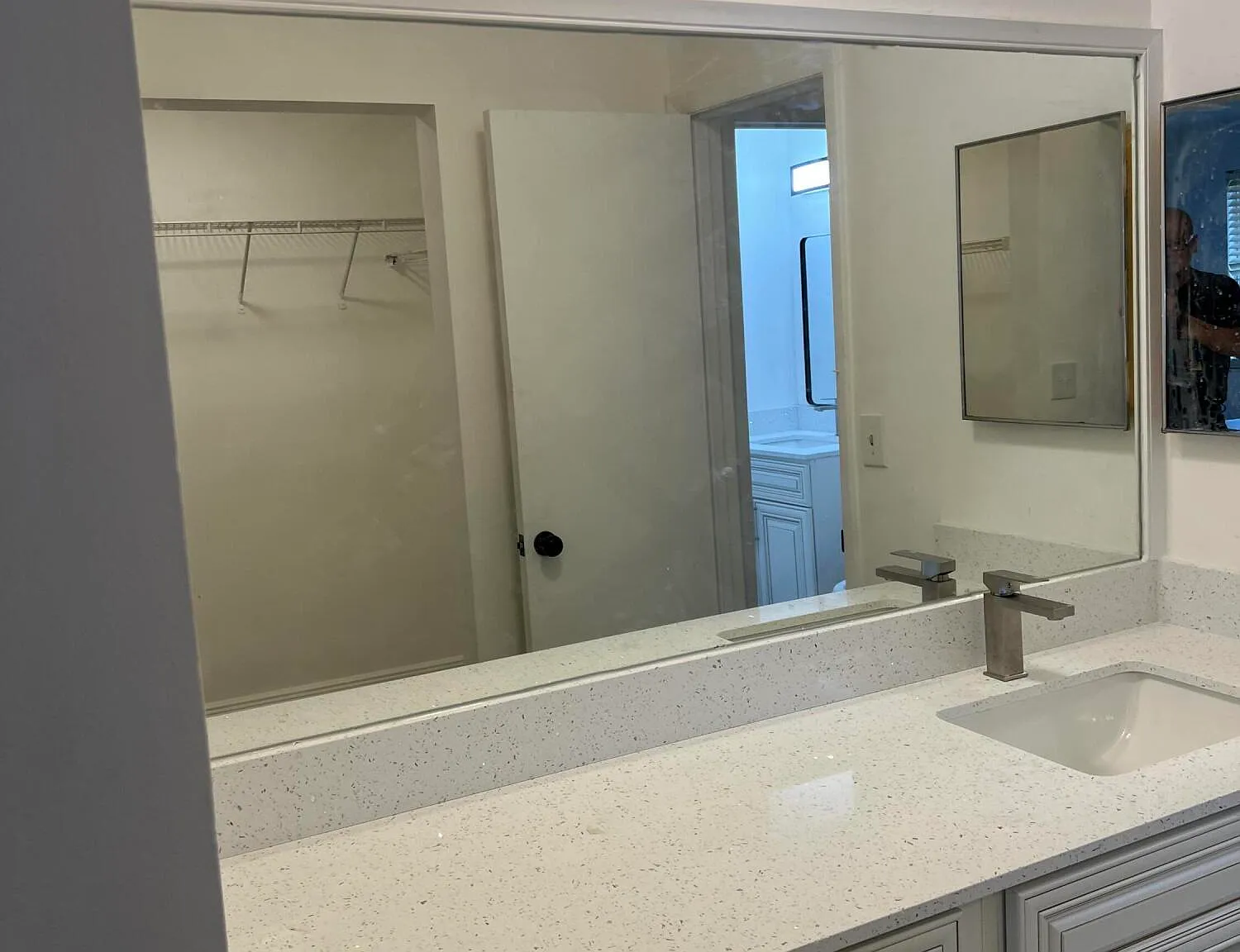 2 bed, 2.0 bath, 850 sqft, $2,400 — Photo 4