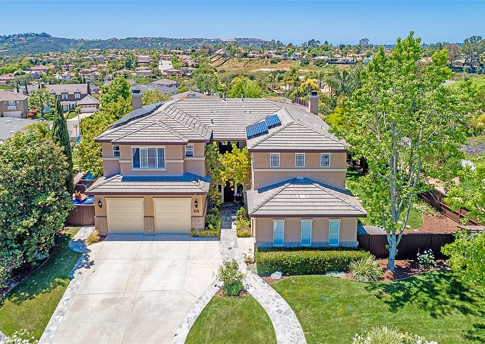 2nd image of 2857 Segovia Way