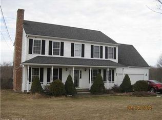 17 McClimon Rd, Preston, CT 06365