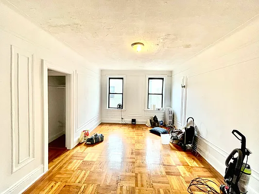 Rented by Pear NYC LLC | media 15