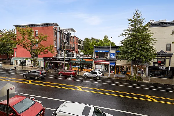 Rented by Corcoran | media 35