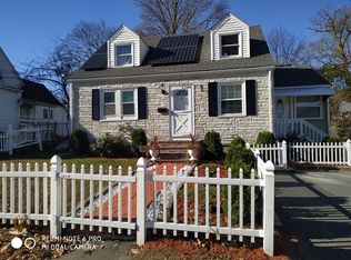 32 Oakland Ave, Brockton, MA 02301