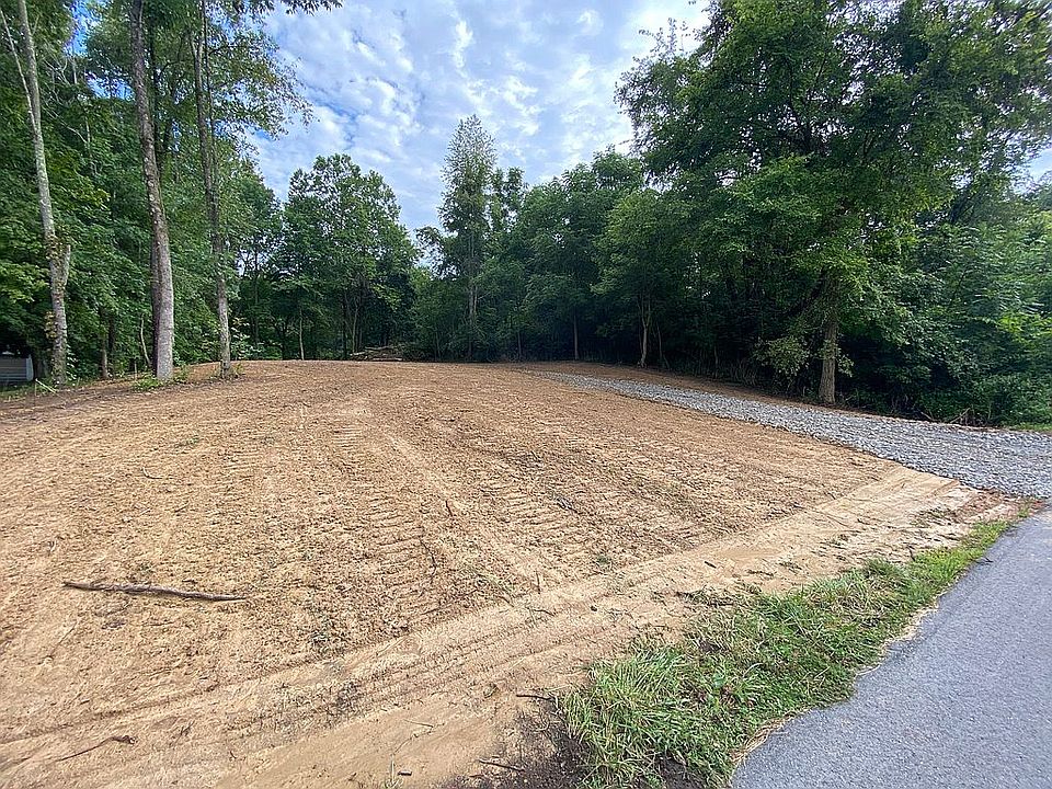 1st image of 11999 Lakefront Dr
