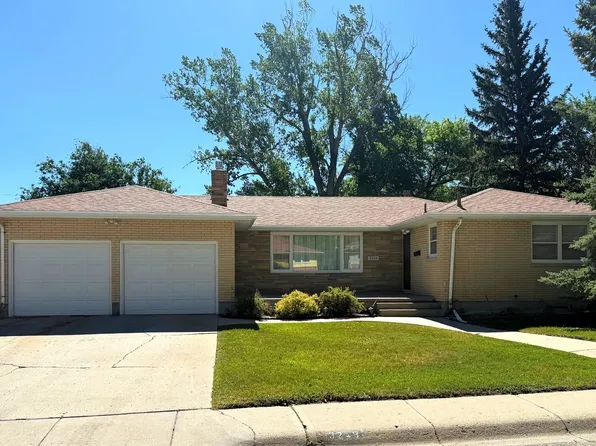 3249 Monte Vista Dr, Casper, WY 82601