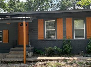 607 W Dallas St, Conroe, TX 77301