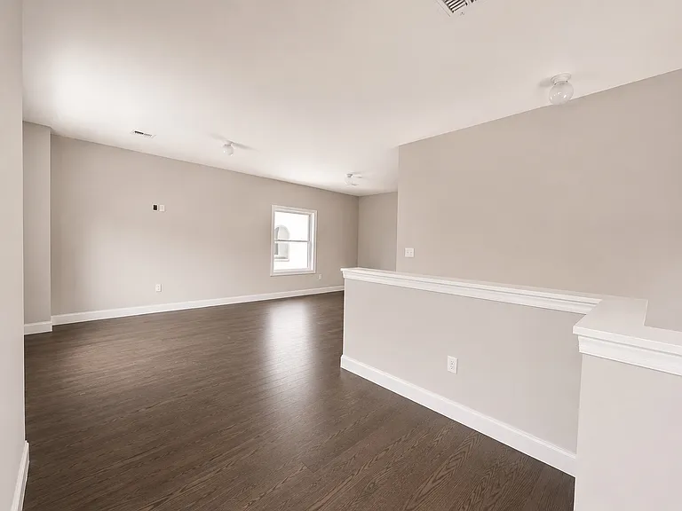 228 Sinclair Ave #1 — Photo 5