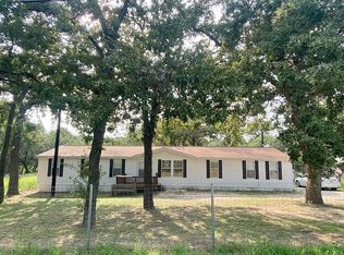 4519 Lost Hills Dr, Elmendorf, TX 78112