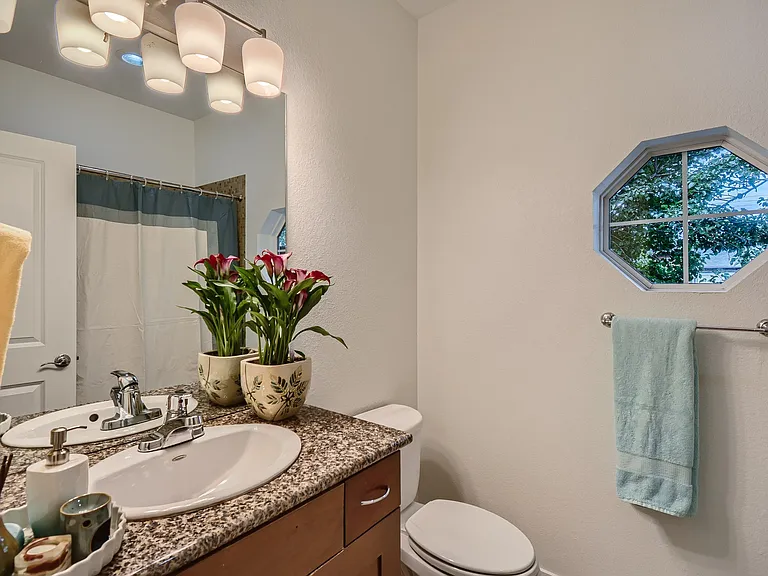33 S Harrison St — Photo 13