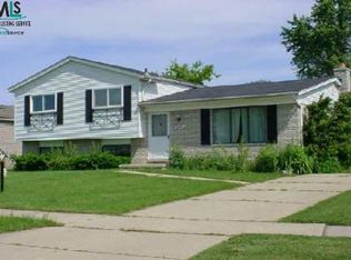 4835 Nathan St W, Sterling Heights, MI 48310