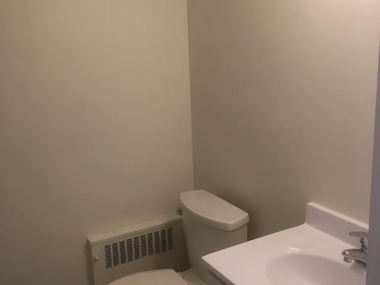 883 Windermere Ave #1 — Photo 6