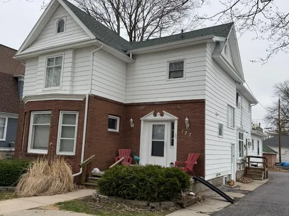 127 E Oak St Unit 3, Mason, MI 48854