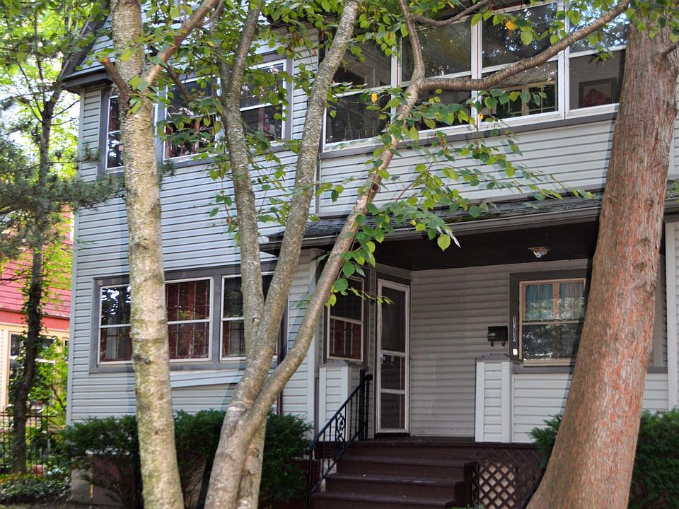 1st image of 1321 W 111th St