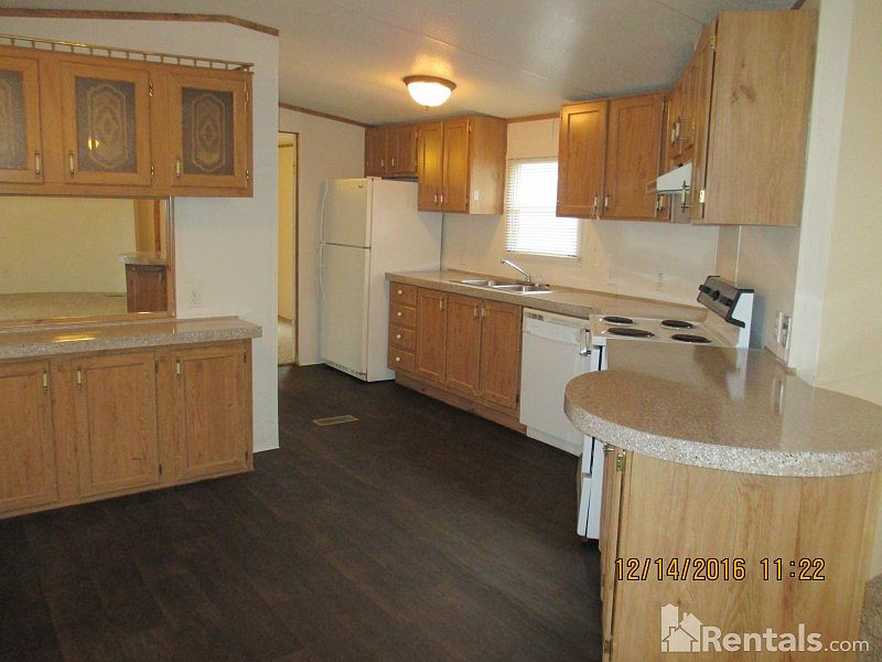 1st image of 992 Royal Cir
