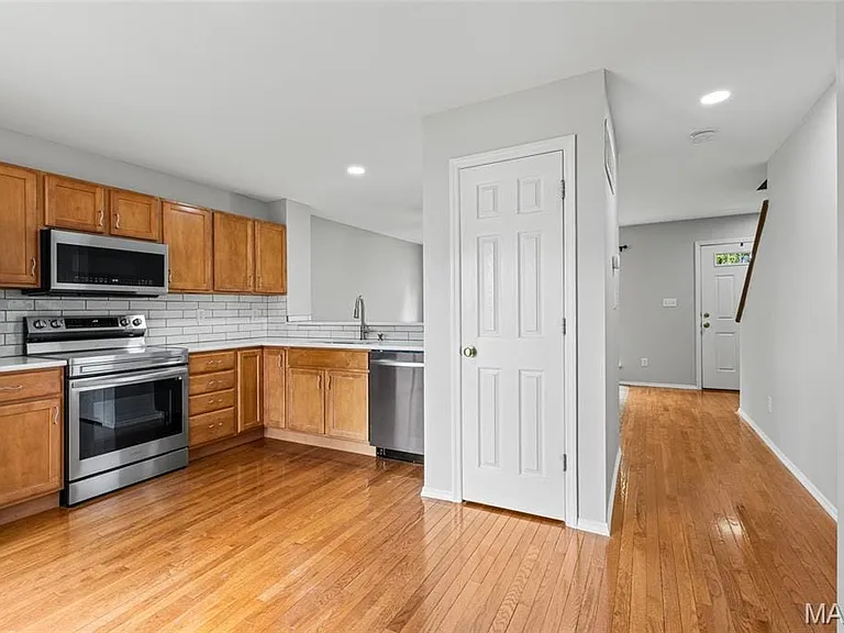 3928 Folsom Ave — Photo 7
