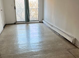 3528 Union St #4, Flushing, NY 11354