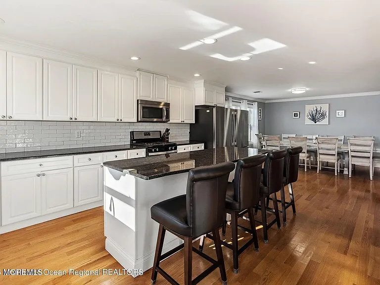 32 Niblick St — Photo 16
