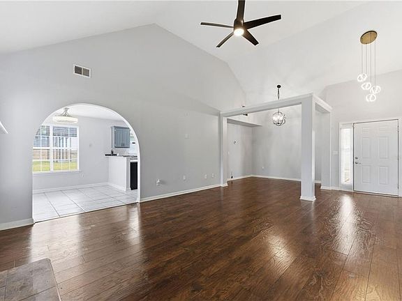3rd image of 8244 Wynfield Dr
