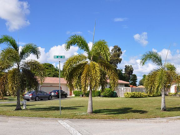 2nd image of 10655 NW 42nd Dr