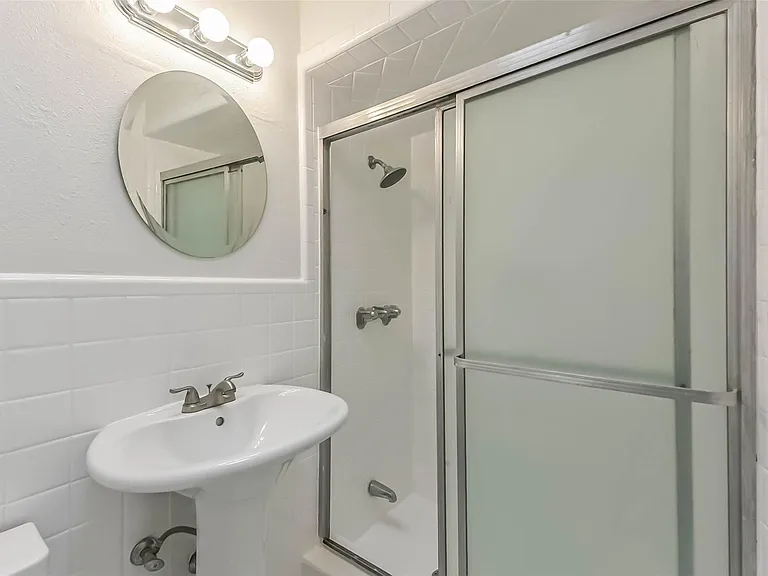 815 S Ripple Creek Dr #4 — Photo 10