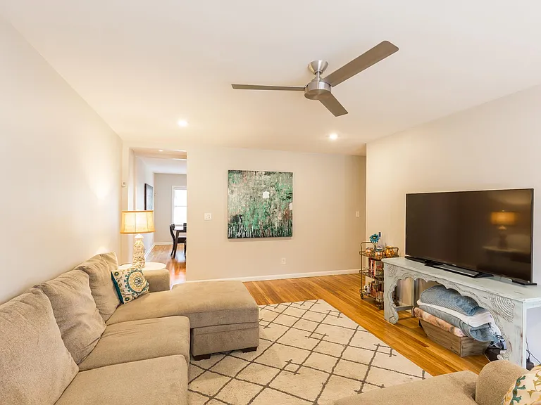 2091 Howell Mill Rd NW — Photo 7