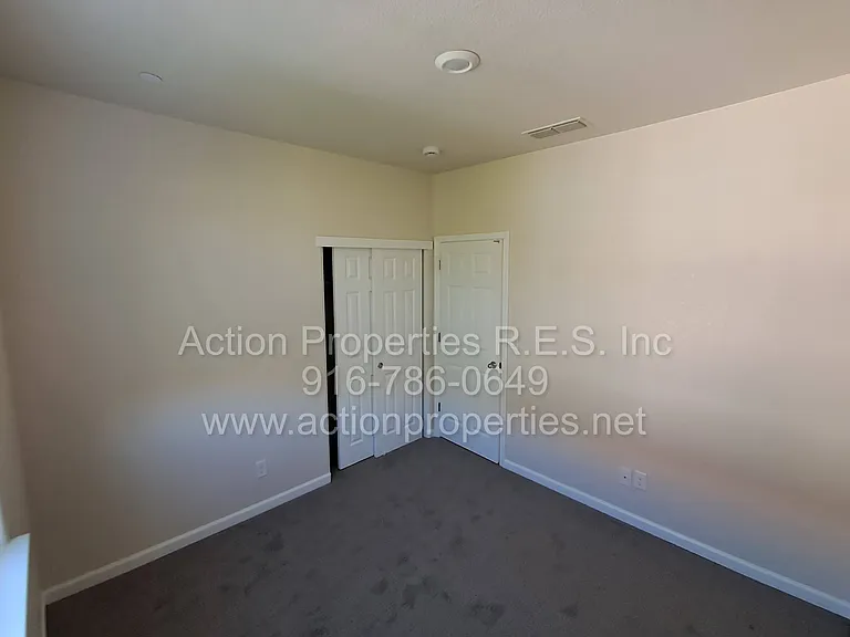 2136 Malibu Pl — Photo 6