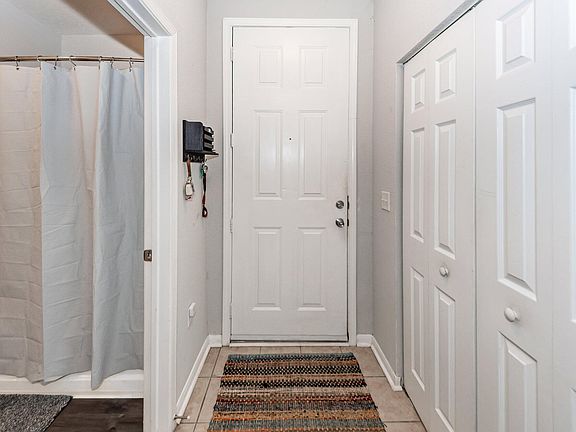 3rd image of 60 Fenwick Hall Allee Aly APT 735