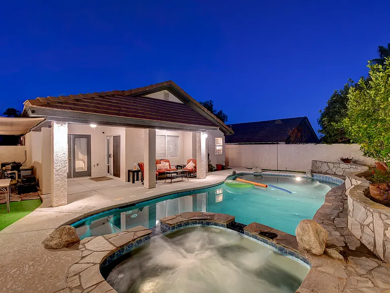 9657 Marble Peak Ct — Photo 53