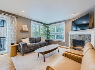 1211 Aurora Ave N, Seattle, WA 98109