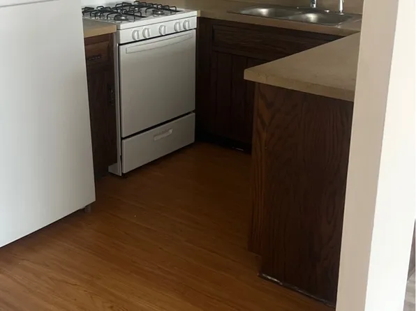 1500 Pioneer Rd, Crest Hill, IL