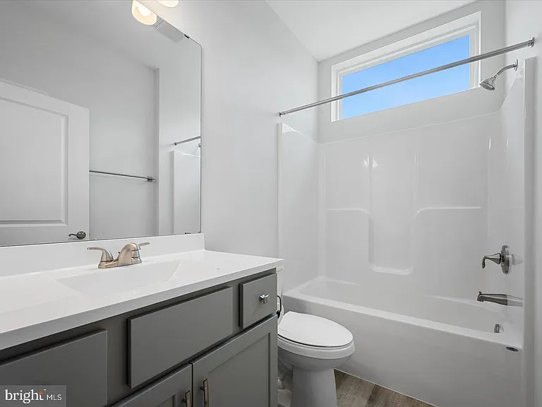 105 Amberfield Ct — Photo 15