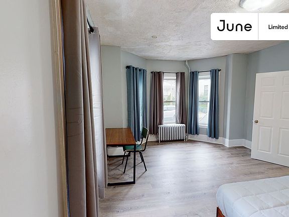 2nd image of 11 Islington St #1A