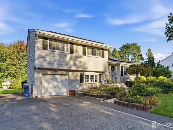 916 Green Grove Rd, Neptune, NJ 07753