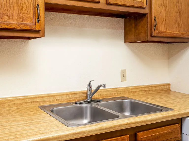 Heritage Heights Apartments — Photo 14