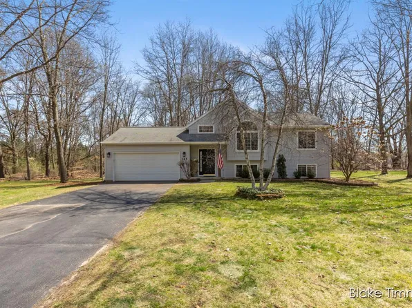 145 Timmer Dr NE, Sparta, MI 49345