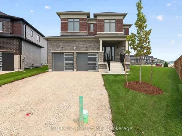 24 Legacy Cir, Wasaga Beach, ON L9Z 0L8