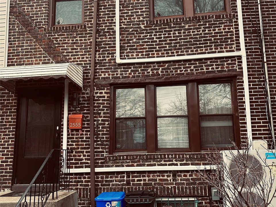 1st image of 2555 Westervelt Avenue