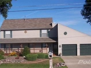4149 Nicolet Dr, Green Bay, WI 54311