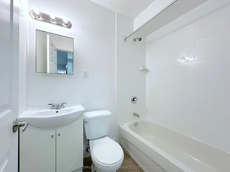7 Glen Rd #2 — Photo 11