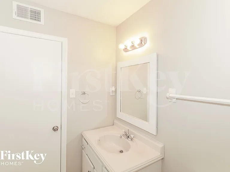 6901 Aspenhill Dr — Photo 14