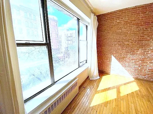 Rented by Manhattan Spaces | media 2