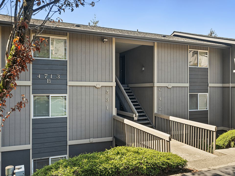 Apartment Building l Warner Park Apartments l Tacoma, WA